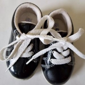 Jack & Jil Baby Shoes Black & White